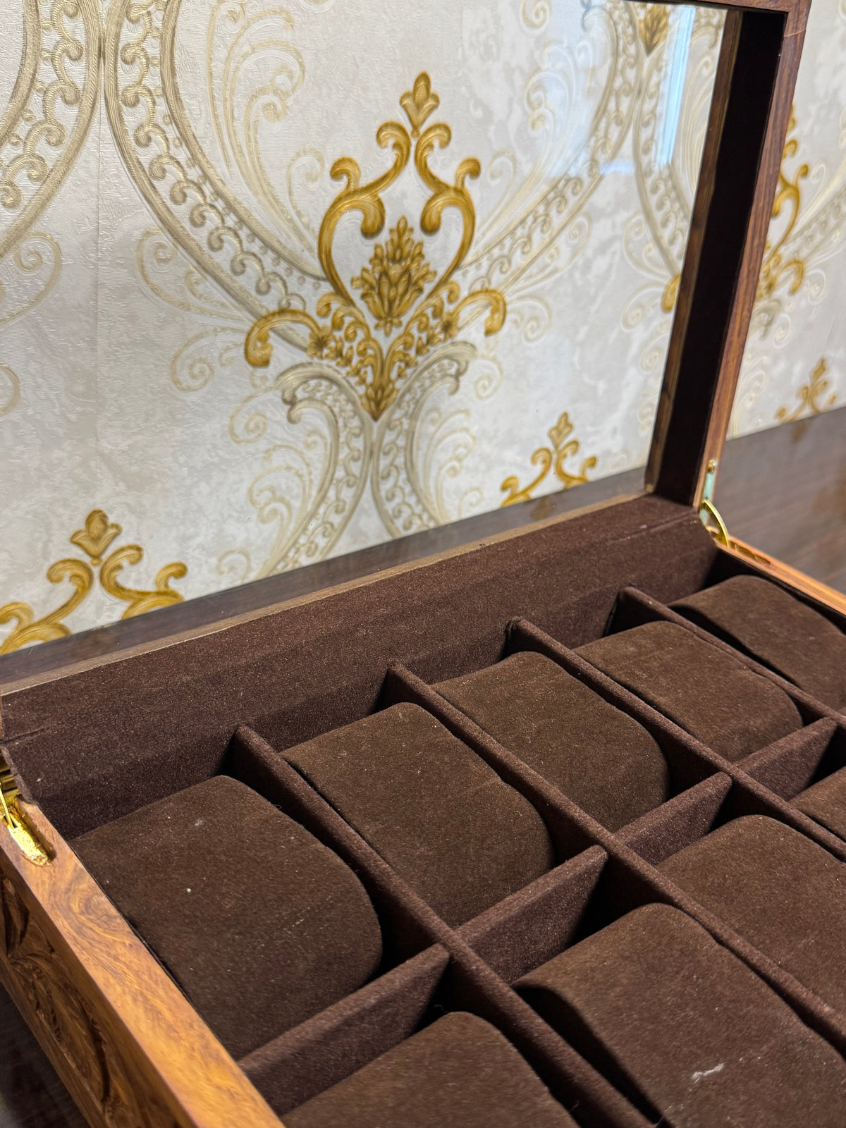 10-Slot Premium Watch Box | Luxury Watch Organszer