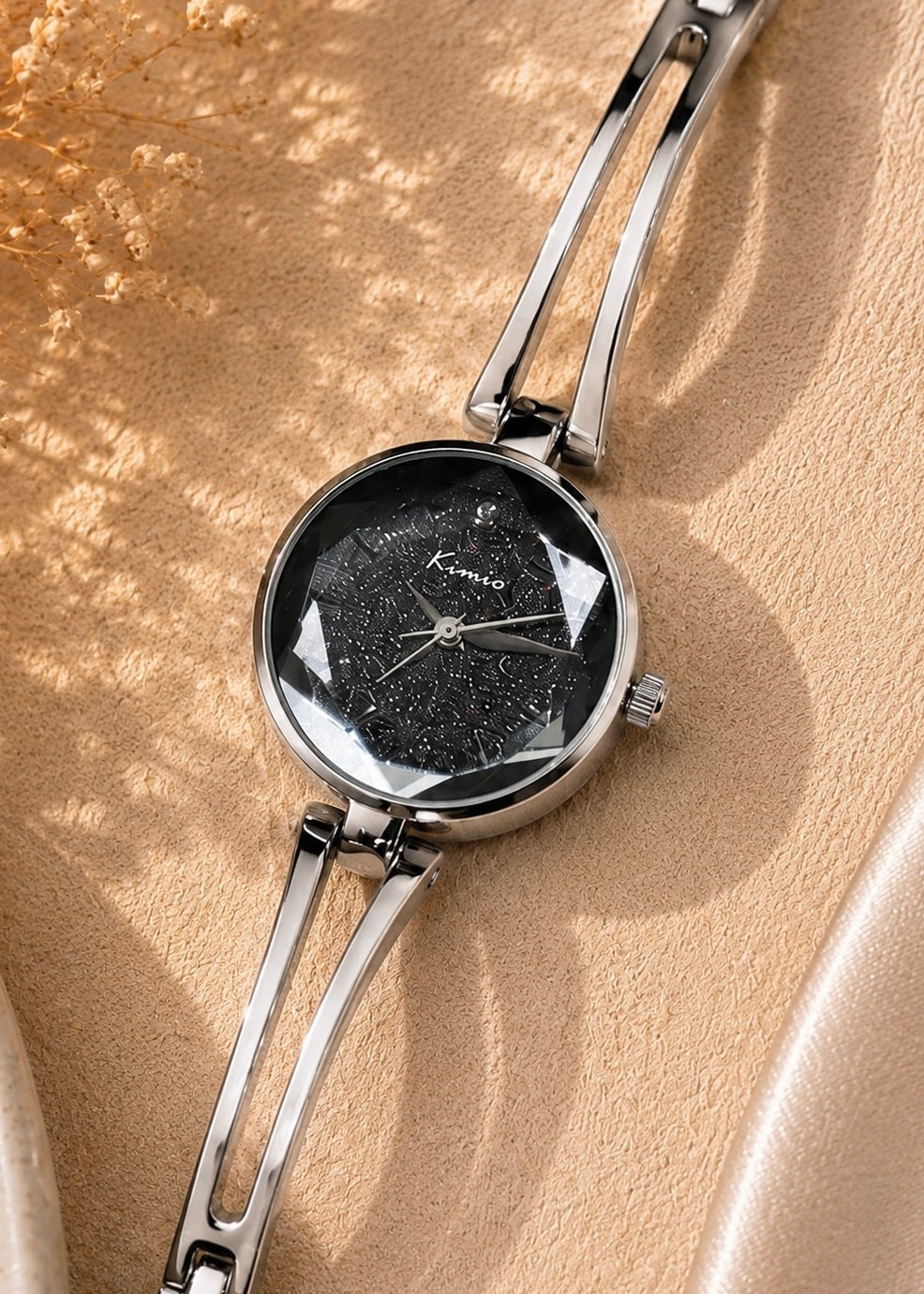 Kimio Silver Crystal Heart Bracelet Watch