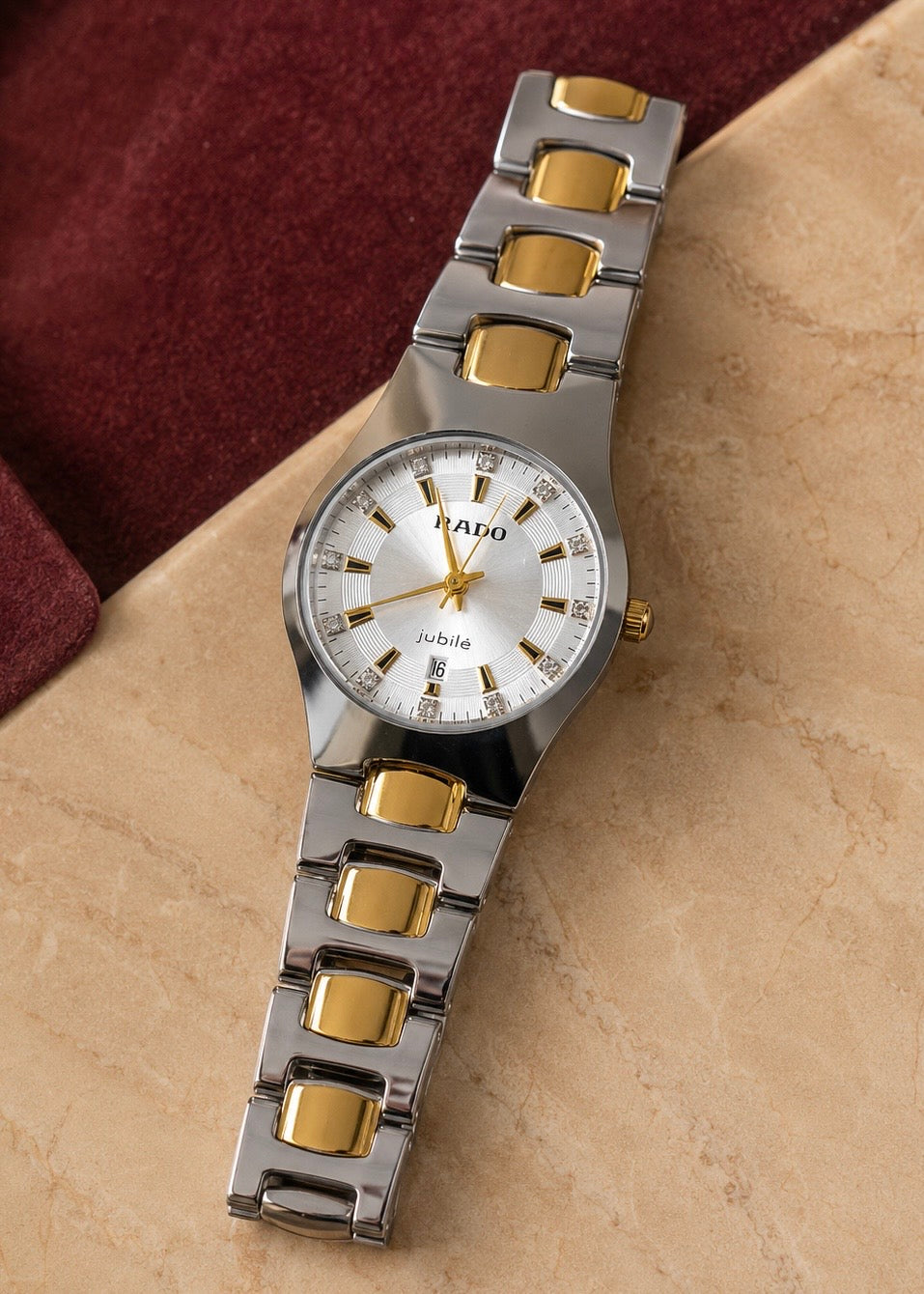 Classic Two-Tone Watch – Silver Dial with Date